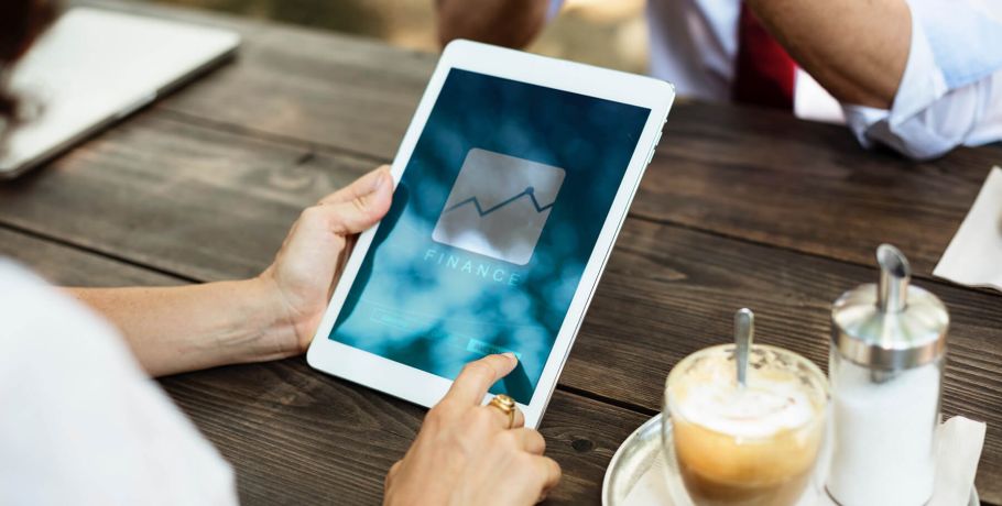 Peter Watson 2 vita case studies