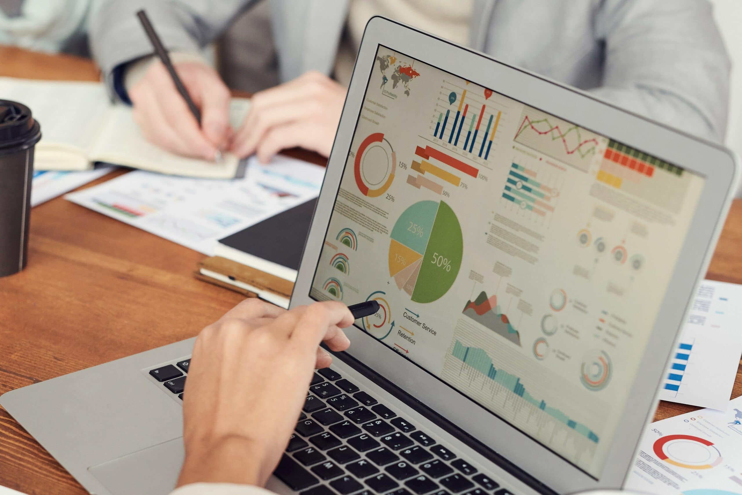 S+P Compliance Services - Ihr starker Partner für mehr Sicherheit 10 pexels fauxels 31831711 scaled