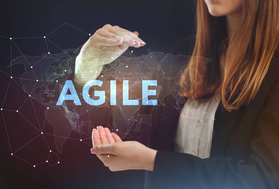 Neue Seminare 2 AdobeStock 220270511 scaled 6a3f77af