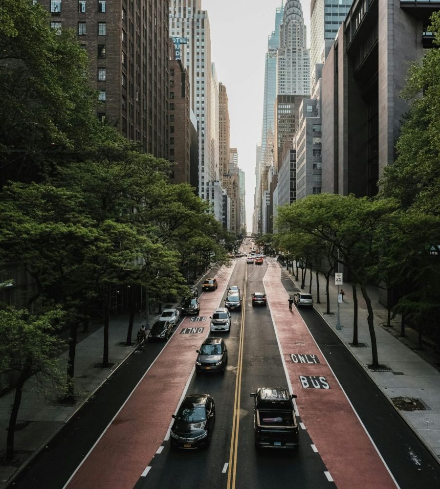 Zukunft sichern mit S+P Business Compliance Services 1 S+P Business Compliance Services